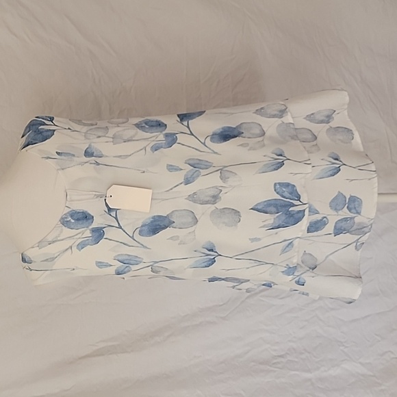 Unbranded Size M White w/ Blue Floral Tiered / Layered-Look Tank Sleeveless Top - Picture 5 of 12